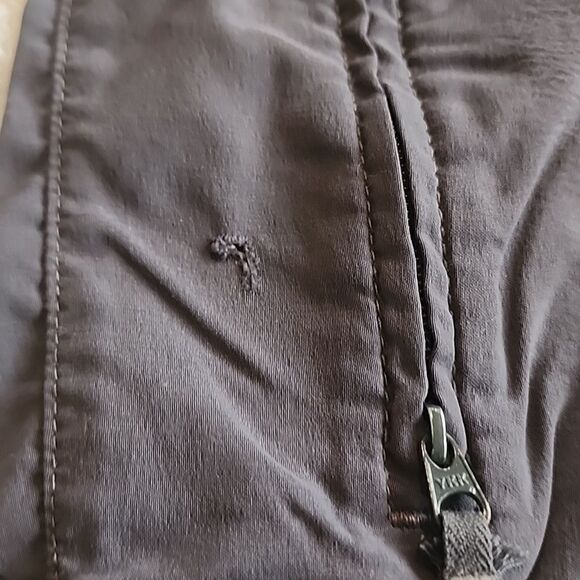 🍍 Eddie Bauer- Capris - Picture 5 of 10